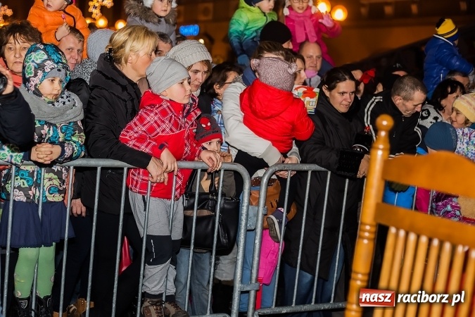 Zdjęcie w galerii na portalu naszraciborz.pl: Moc atrakcji na raciborskim Rynku wiadomości z regionu