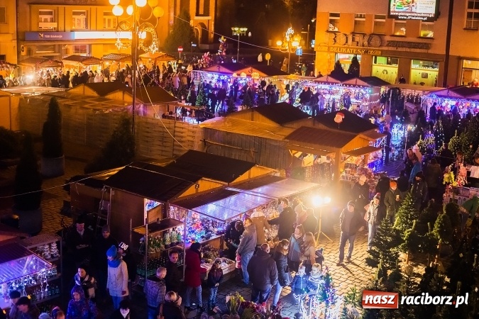 Zdjęcie w galerii na portalu naszraciborz.pl: Moc atrakcji na raciborskim Rynku wiadomości z regionu