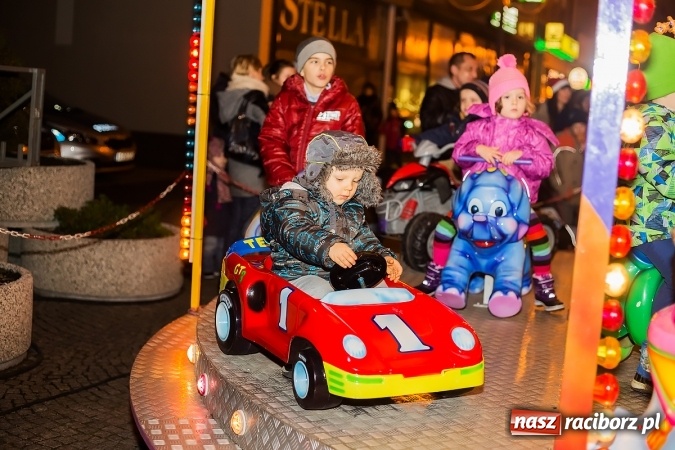 Zdjęcie w galerii na portalu naszraciborz.pl: Moc atrakcji na raciborskim Rynku wiadomości z regionu