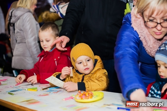 Zdjęcie w galerii na portalu naszraciborz.pl: Moc atrakcji na raciborskim Rynku wiadomości z regionu
