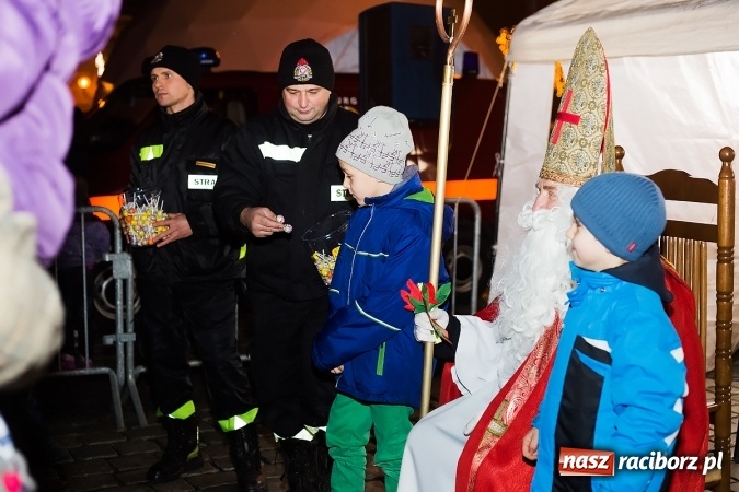 Zdjęcie w galerii na portalu naszraciborz.pl: Moc atrakcji na raciborskim Rynku wiadomości z regionu