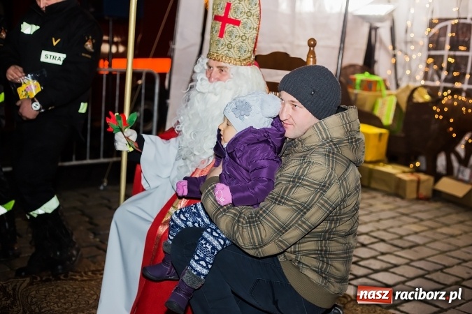 Zdjęcie w galerii na portalu naszraciborz.pl: Moc atrakcji na raciborskim Rynku wiadomości z regionu