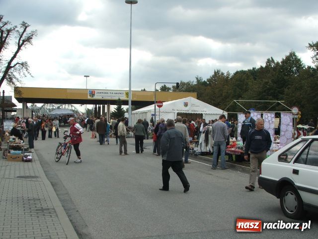 Zdjęcie w galerii na portalu naszraciborz.pl: Chichot historii w Chałupkach wiadomości z regionu