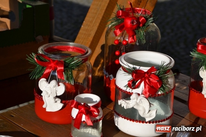 Zdjęcie w galerii na portalu naszraciborz.pl: Starym zwyczajem św. Mikołaj wjechał na zamek... wiadomości z regionu