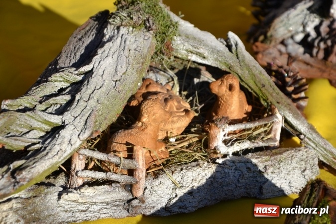 Zdjęcie w galerii na portalu naszraciborz.pl: Starym zwyczajem św. Mikołaj wjechał na zamek... wiadomości z regionu