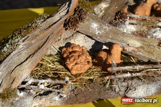 Zdjęcie w galerii na portalu naszraciborz.pl: Starym zwyczajem św. Mikołaj wjechał na zamek... wiadomości z regionu
