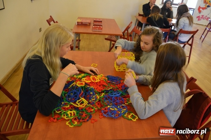 Zdjęcie w galerii na portalu naszraciborz.pl: Mikołajkowy Turniej Gier Planszowych na zamku za nami wiadomości z regionu