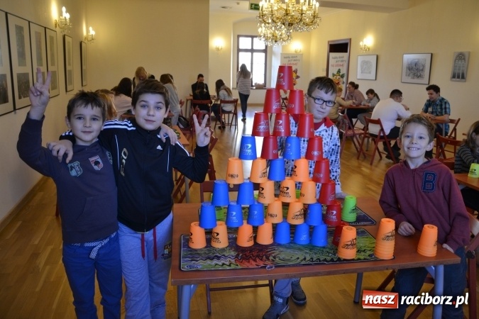Zdjęcie w galerii na portalu naszraciborz.pl: Mikołajkowy Turniej Gier Planszowych na zamku za nami wiadomości z regionu