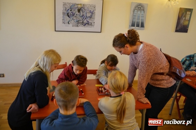 Zdjęcie w galerii na portalu naszraciborz.pl: Mikołajkowy Turniej Gier Planszowych na zamku za nami wiadomości z regionu