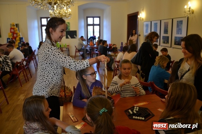 Zdjęcie w galerii na portalu naszraciborz.pl: Mikołajkowy Turniej Gier Planszowych na zamku za nami wiadomości z regionu