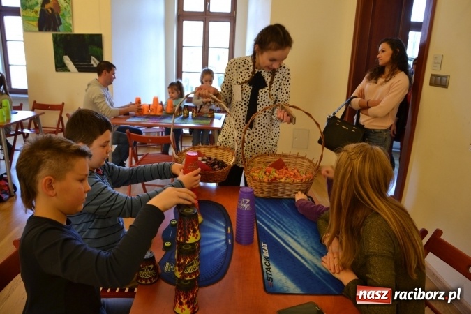 Zdjęcie w galerii na portalu naszraciborz.pl: Mikołajkowy Turniej Gier Planszowych na zamku za nami wiadomości z regionu