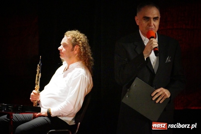 Zdjęcie w galerii na portalu naszraciborz.pl: W rytmach tanga na deskach Raciborskiego Centrum Kultury  wiadomości z regionu