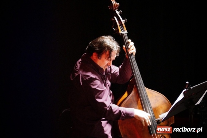 Zdjęcie w galerii na portalu naszraciborz.pl: W rytmach tanga na deskach Raciborskiego Centrum Kultury  wiadomości z regionu