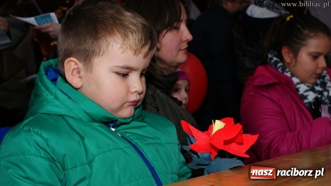 Zdjęcie w galerii na portalu naszraciborz.pl: Mikołajkowa zabawa z biblioteką  wiadomości z regionu