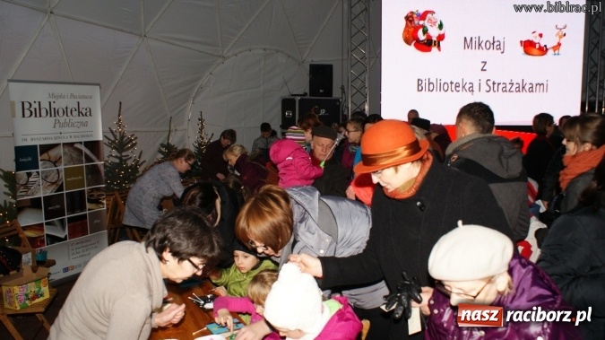 Zdjęcie w galerii na portalu naszraciborz.pl: Mikołajkowa zabawa z biblioteką  wiadomości z regionu