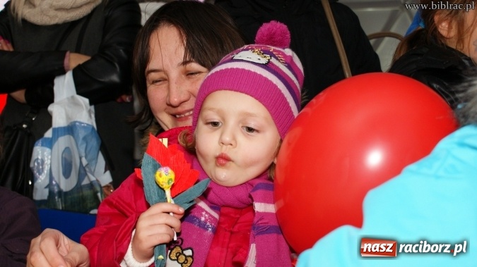 Zdjęcie w galerii na portalu naszraciborz.pl: Mikołajkowa zabawa z biblioteką  wiadomości z regionu