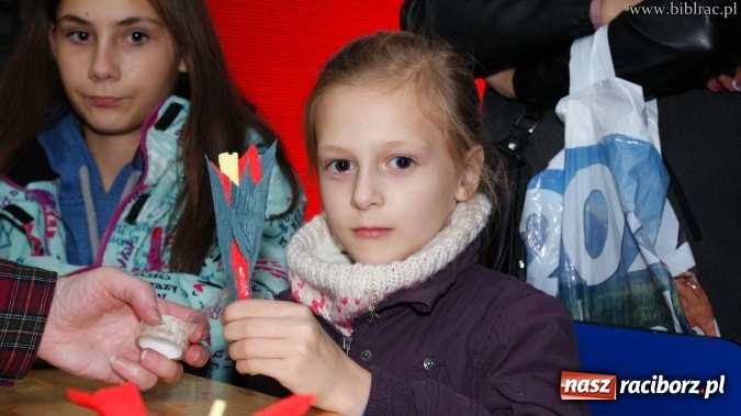 Zdjęcie w galerii na portalu naszraciborz.pl: Mikołajkowa zabawa z biblioteką  wiadomości z regionu