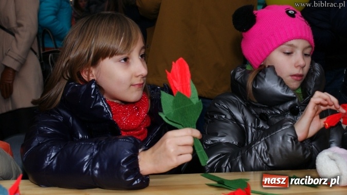 Zdjęcie w galerii na portalu naszraciborz.pl: Mikołajkowa zabawa z biblioteką  wiadomości z regionu