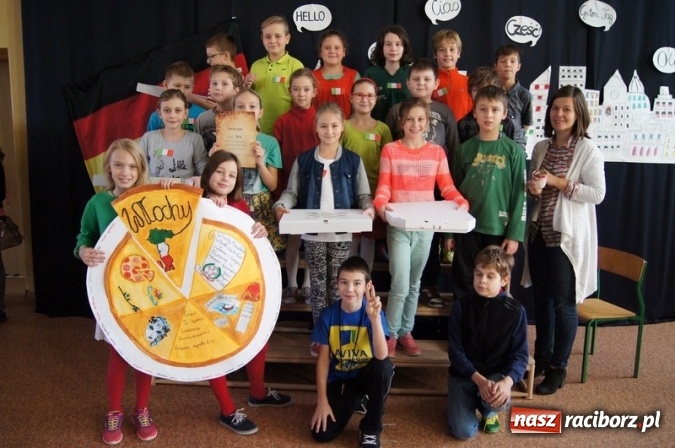 Zdjęcie w galerii na portalu naszraciborz.pl: SP 4: O językach od kuchni wiadomości z regionu