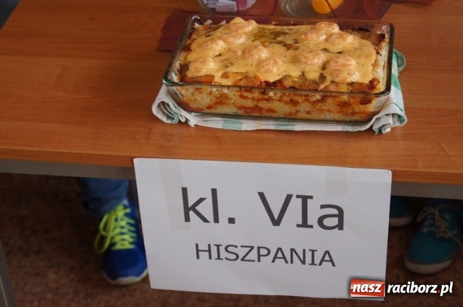 Zdjęcie w galerii na portalu naszraciborz.pl: SP 4: O językach od kuchni wiadomości z regionu