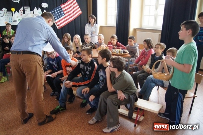 Zdjęcie w galerii na portalu naszraciborz.pl: SP 4: O językach od kuchni wiadomości z regionu