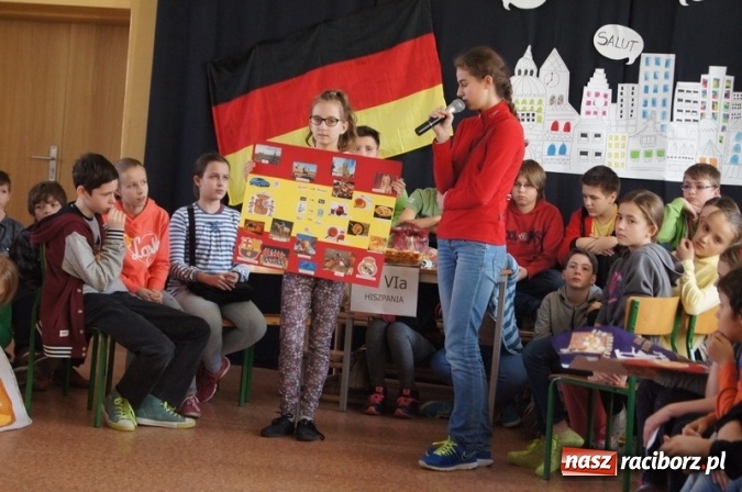 Zdjęcie w galerii na portalu naszraciborz.pl: SP 4: O językach od kuchni wiadomości z regionu