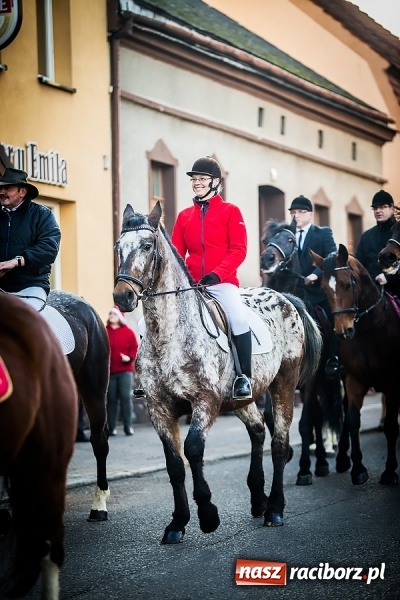 Zdjęcie w galerii na portalu naszraciborz.pl: Procesja konna ku czci św. Mikołaja w Krzanowicach wiadomości z regionu