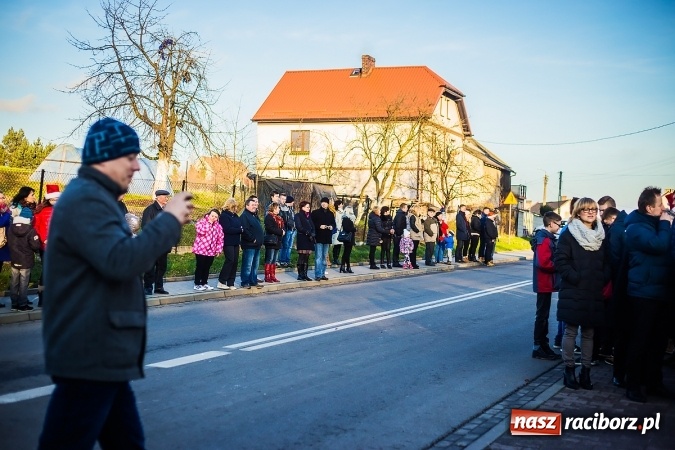 Zdjęcie w galerii na portalu naszraciborz.pl: Procesja konna ku czci św. Mikołaja w Krzanowicach wiadomości z regionu