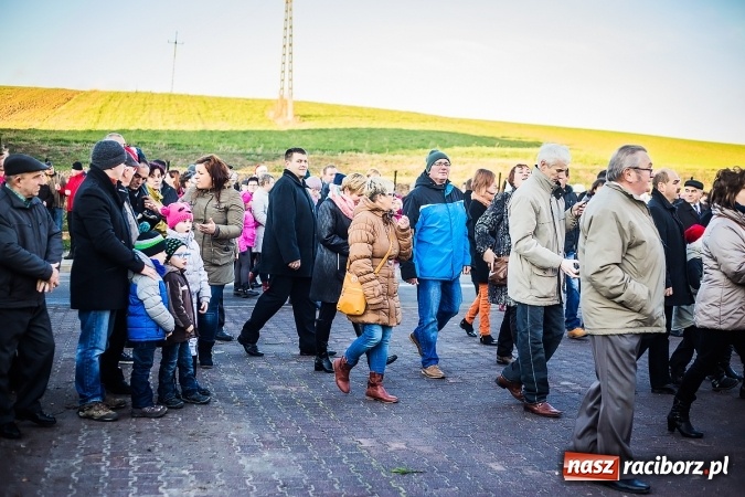 Zdjęcie w galerii na portalu naszraciborz.pl: Procesja konna ku czci św. Mikołaja w Krzanowicach wiadomości z regionu