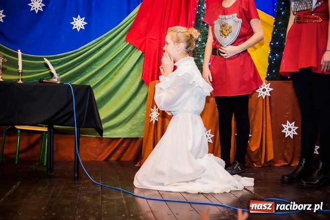 Zdjęcie w galerii na portalu naszraciborz.pl: Kiermasz Świąteczny w Krzanowicach wiadomości z regionu