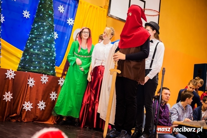 Zdjęcie w galerii na portalu naszraciborz.pl: Kiermasz Świąteczny w Krzanowicach wiadomości z regionu