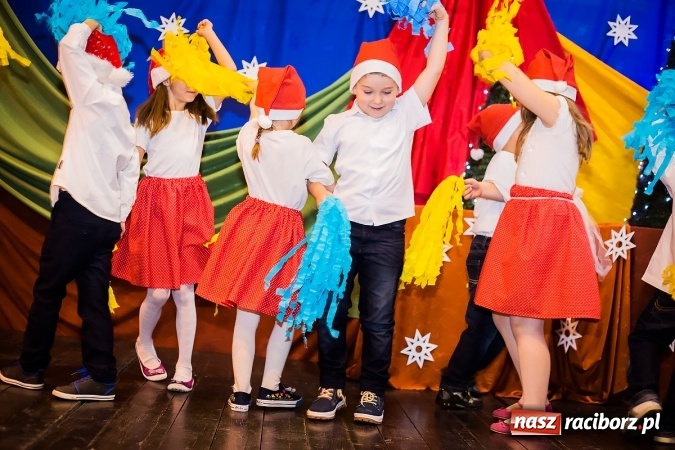 Zdjęcie w galerii na portalu naszraciborz.pl: Kiermasz Świąteczny w Krzanowicach wiadomości z regionu