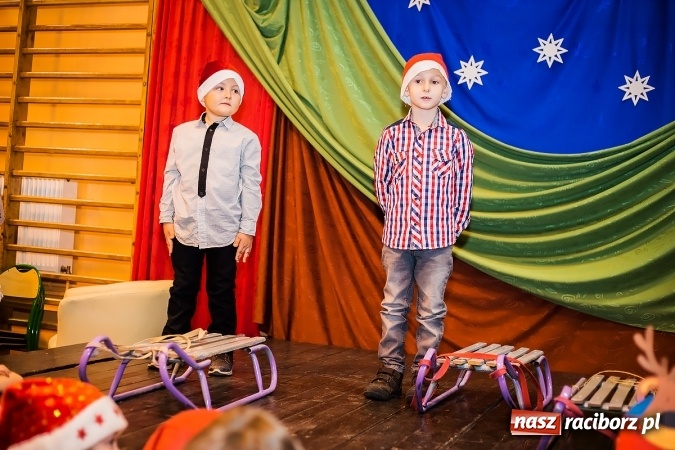 Zdjęcie w galerii na portalu naszraciborz.pl: Kiermasz Świąteczny w Krzanowicach wiadomości z regionu