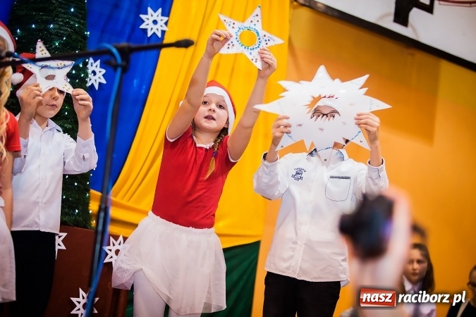 Zdjęcie w galerii na portalu naszraciborz.pl: Kiermasz Świąteczny w Krzanowicach wiadomości z regionu