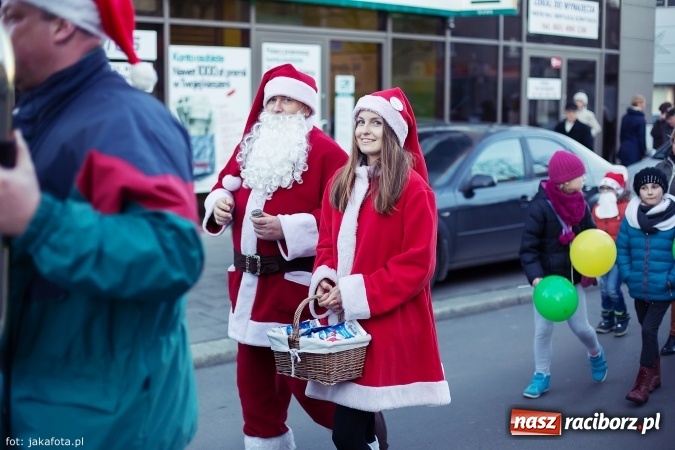 Zdjęcie w galerii na portalu naszraciborz.pl: Wielki finał Bożonarodzeniowego Jarmarku za nami, czyli bigos dla każdego wiadomości z regionu