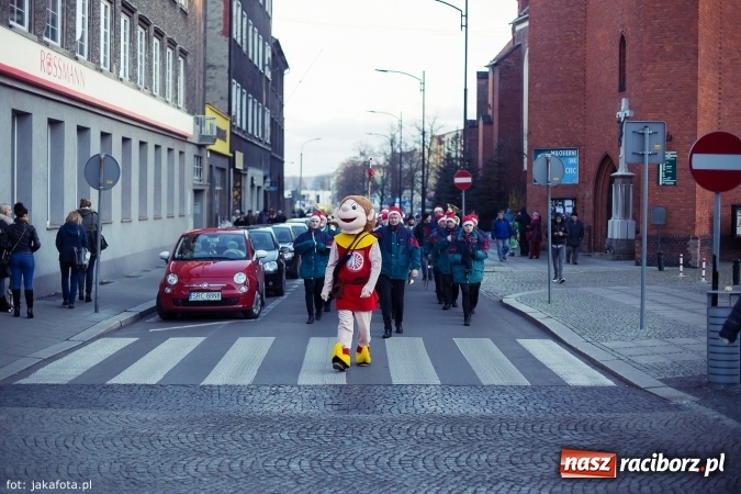 Zdjęcie w galerii na portalu naszraciborz.pl: Wielki finał Bożonarodzeniowego Jarmarku za nami, czyli bigos dla każdego wiadomości z regionu