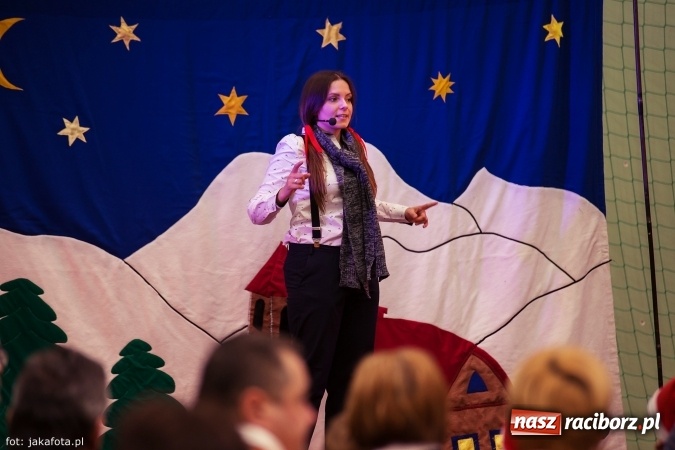 Zdjęcie w galerii na portalu naszraciborz.pl: Spotkanie z Mikołajem w Arenie Rafako wiadomości z regionu