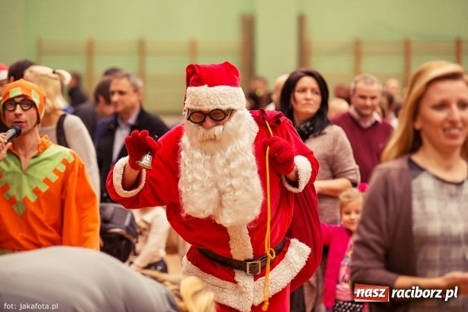 Zdjęcie w galerii na portalu naszraciborz.pl: Spotkanie z Mikołajem w Arenie Rafako wiadomości z regionu