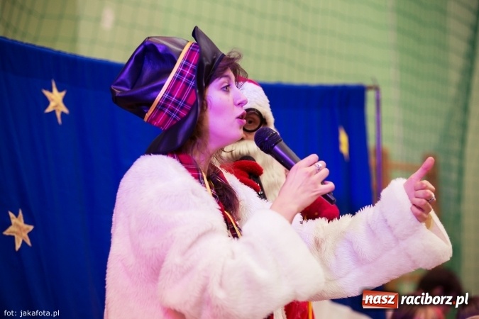 Zdjęcie w galerii na portalu naszraciborz.pl: Spotkanie z Mikołajem w Arenie Rafako wiadomości z regionu