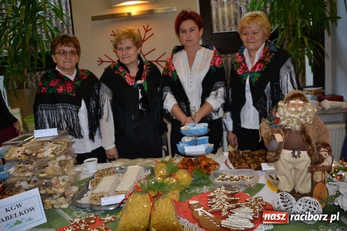 Zdjęcie w galerii na portalu naszraciborz.pl: W Tworkowie zapachniało świętami wiadomości z regionu