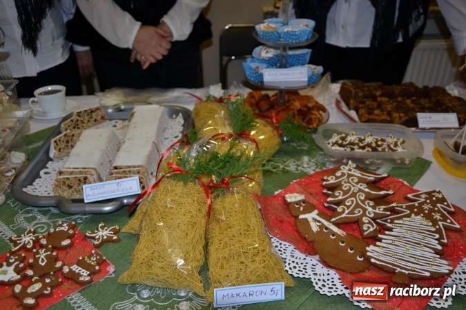 Zdjęcie w galerii na portalu naszraciborz.pl: W Tworkowie zapachniało świętami wiadomości z regionu