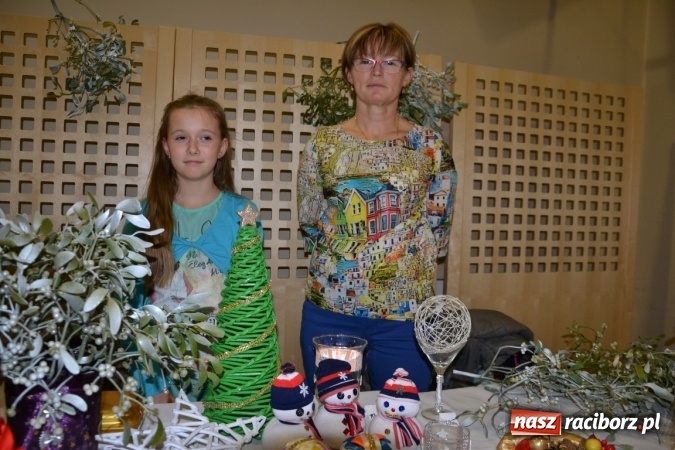 Zdjęcie w galerii na portalu naszraciborz.pl: W Tworkowie zapachniało świętami wiadomości z regionu