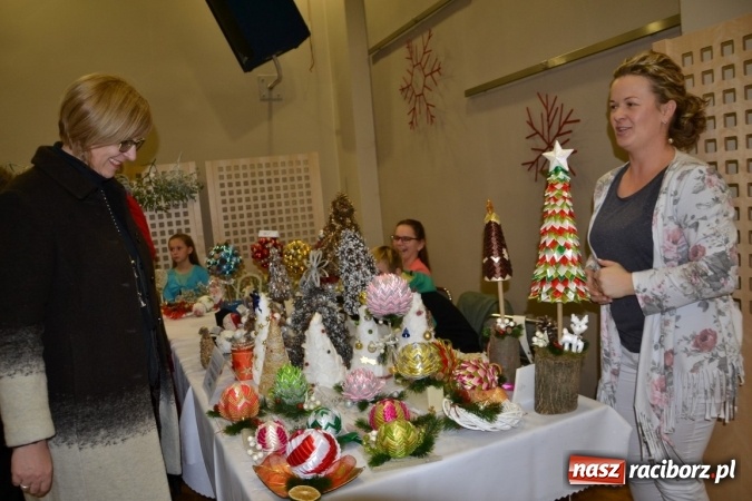 Zdjęcie w galerii na portalu naszraciborz.pl: W Tworkowie zapachniało świętami wiadomości z regionu