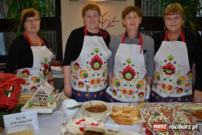 Zdjęcie w galerii na portalu naszraciborz.pl: W Tworkowie zapachniało świętami wiadomości z regionu