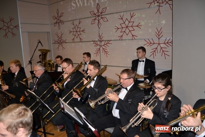 Zdjęcie w galerii na portalu naszraciborz.pl: W Tworkowie zapachniało świętami wiadomości z regionu