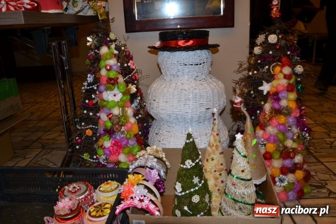 Zdjęcie w galerii na portalu naszraciborz.pl: W Tworkowie zapachniało świętami wiadomości z regionu