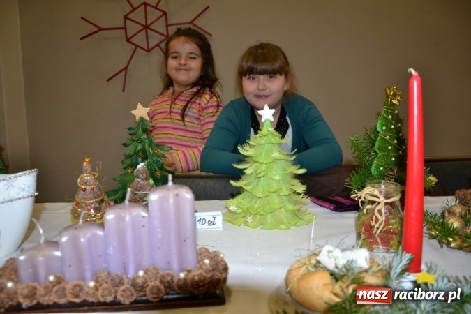 Zdjęcie w galerii na portalu naszraciborz.pl: W Tworkowie zapachniało świętami wiadomości z regionu