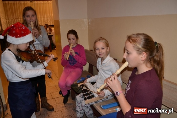 Zdjęcie w galerii na portalu naszraciborz.pl: W Tworkowie zapachniało świętami wiadomości z regionu