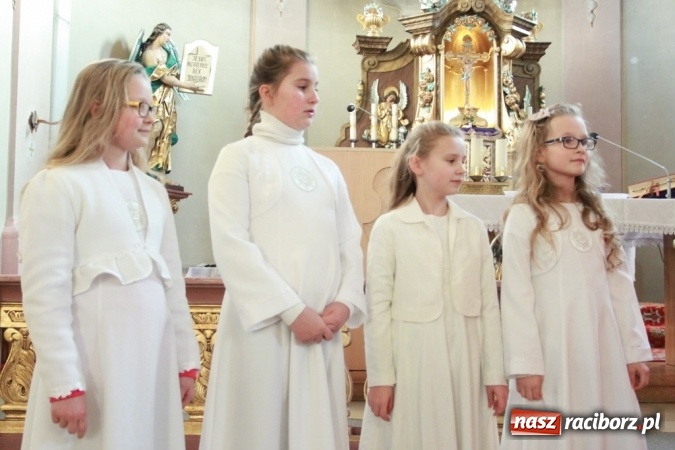 Zdjęcie w galerii na portalu naszraciborz.pl: Św. Mikołaj w farskich ogrodach wiadomości z regionu