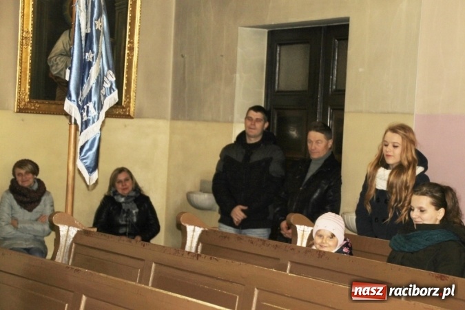 Zdjęcie w galerii na portalu naszraciborz.pl: Św. Mikołaj w farskich ogrodach wiadomości z regionu